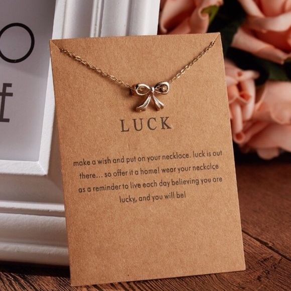 Luck Bowknot Necklace with Card - Picture 3 of 4